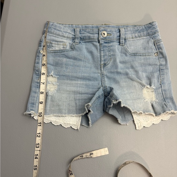 Girls size 10 4 pack Jean shorts/one jean skirt lot - Picture 12 of 12